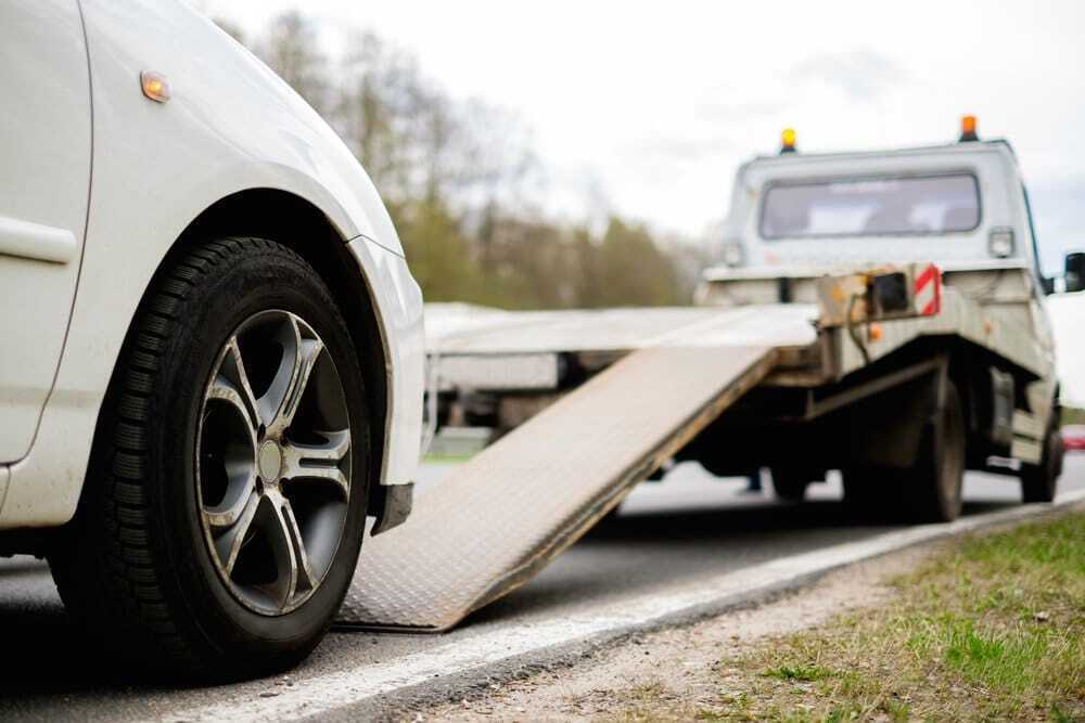 AB Towing is a professional tow company in Arlington, TX, providing the motoring community with top-notch towing and roadside assistance services.