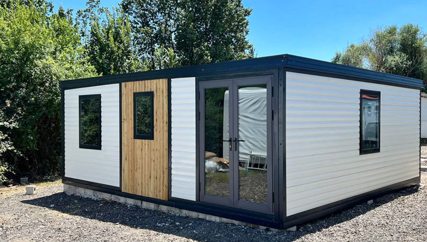 a forward thinking manufacturer of innovative tiny homes and Accessory Dwelling Units (ADUs)
