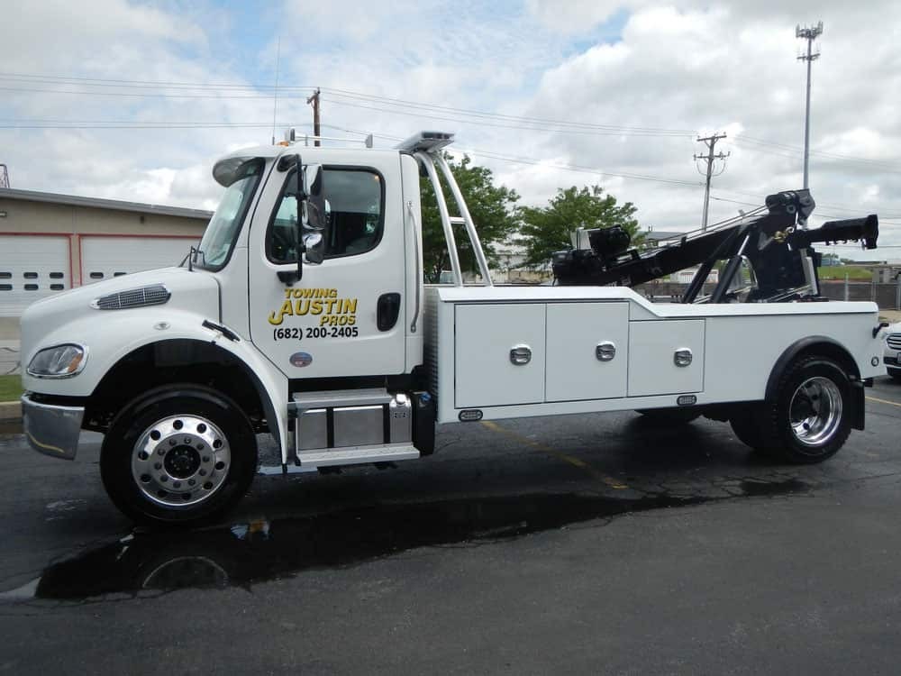 Towing Austin Pros offers reliable roadside assistance and towing in Austin with the help of the largest network of licensed affiliates.