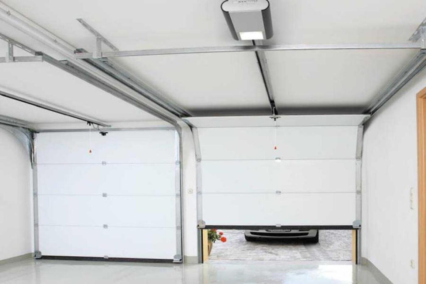 The fully licensed and insured company has become a trusted name among clients in Sacramento and the metropolitan area and the surrounding region by offering exceptional garage door services for commercial and residential properties.