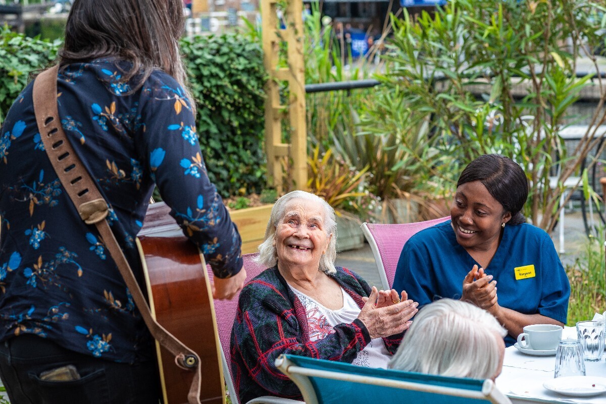 Bridgeside Lodge Care Home, Islington