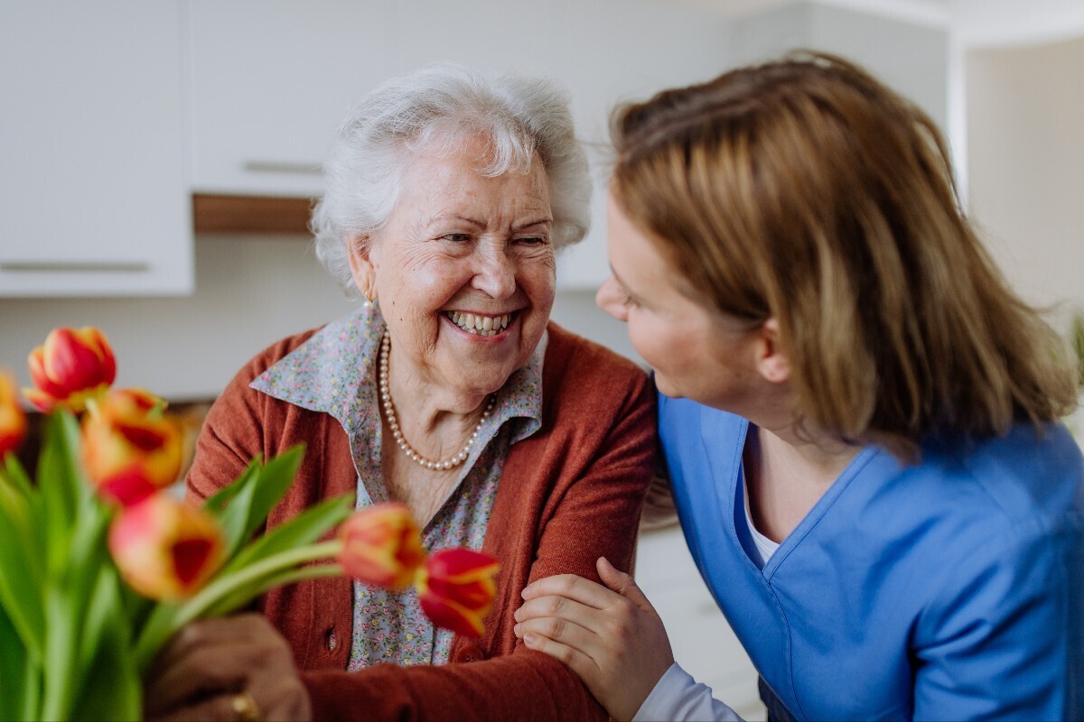 The Similarities and Differences Between Supported Living and At-Home Care