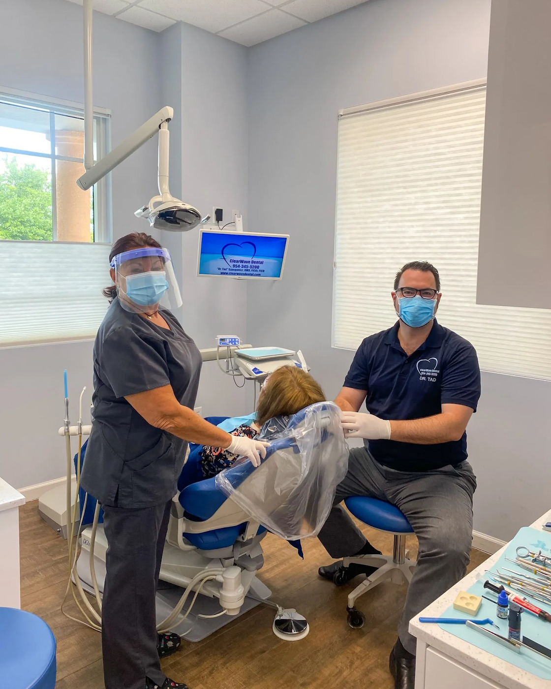 ClearWave Dental & Aesthetics is a locally owned dental practice in Coral Springs, FL, offering a wide range of dental and aesthetic services.