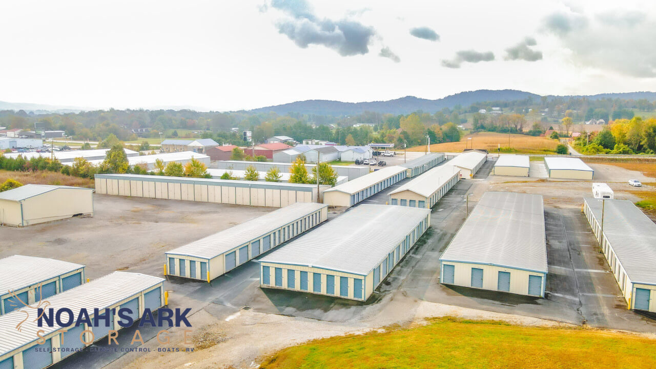 Noah's Ark Storage - Bronston is a premier storage facility located in Bronston, KY, offering a wide range of storage solutions to meet the needs of the community.