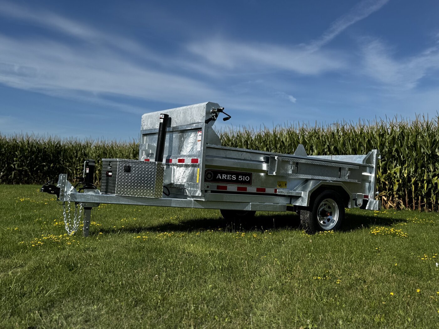 Northern Star Trailers is a trusted trailer dealer based in Listowel, Ontario, offering a full range of utility trailers, aluminum trailers, steel trailers, and more for agricultural, construction, and landscaping applications.