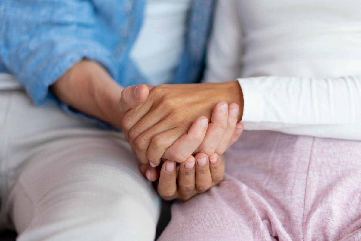 Keeping Safe in Hot Weather: Advice for Families Supporting an Older Person