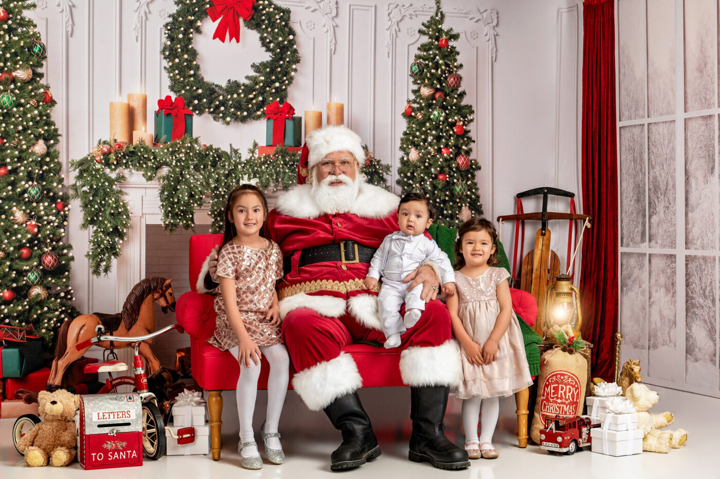 Founded in 2009, Tiny Dreamers Studio is a luxury maternity and newborn photography studio in Auburn, California, serving the Greater Sacramento area.