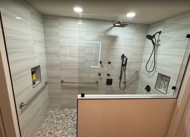 DFW Bathroom Remodeling is a Fort Worth-based remodeling company providing bathroom and kitchen renovation services across the Dallas–Fort Worth area.