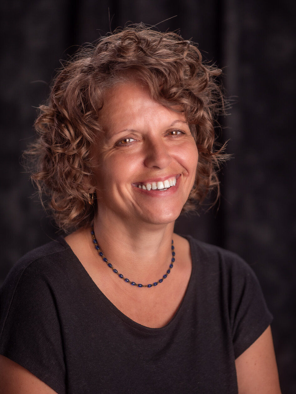 Based in Ravenel, SC, Stillwater Healing provides biofield tuning, soul retrieval, and adrenal rhythm reset services to clients across South Carolina, North Carolina, and nationwide via Zoom.