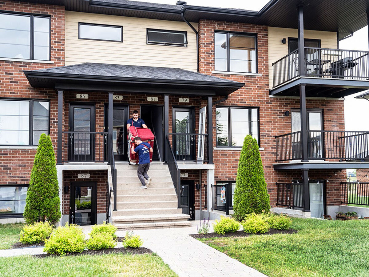 Déménagement Total is a Montreal-based moving company providing residential, commercial, long-distance, and specialty relocation services across Quebec.