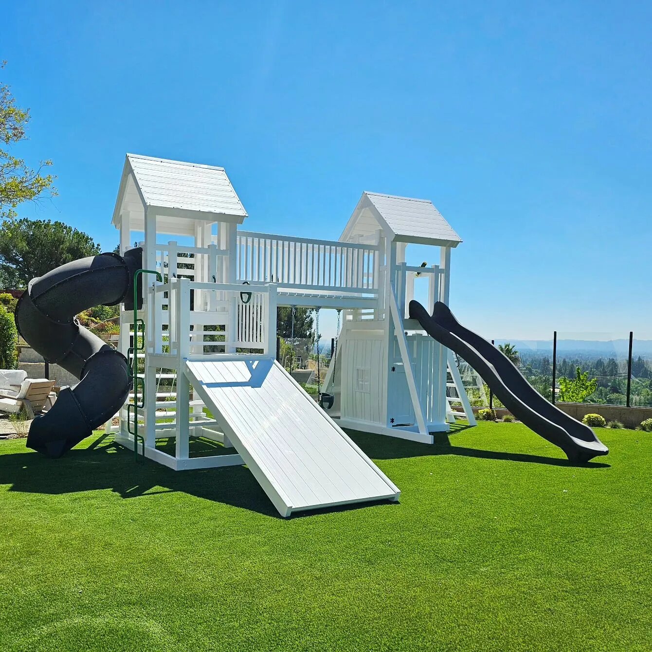 Ruffhouse Vinyl Play Systems, LLC is a Phoenix, AZ-based provider of premium vinyl playsets and backyard playgrounds.