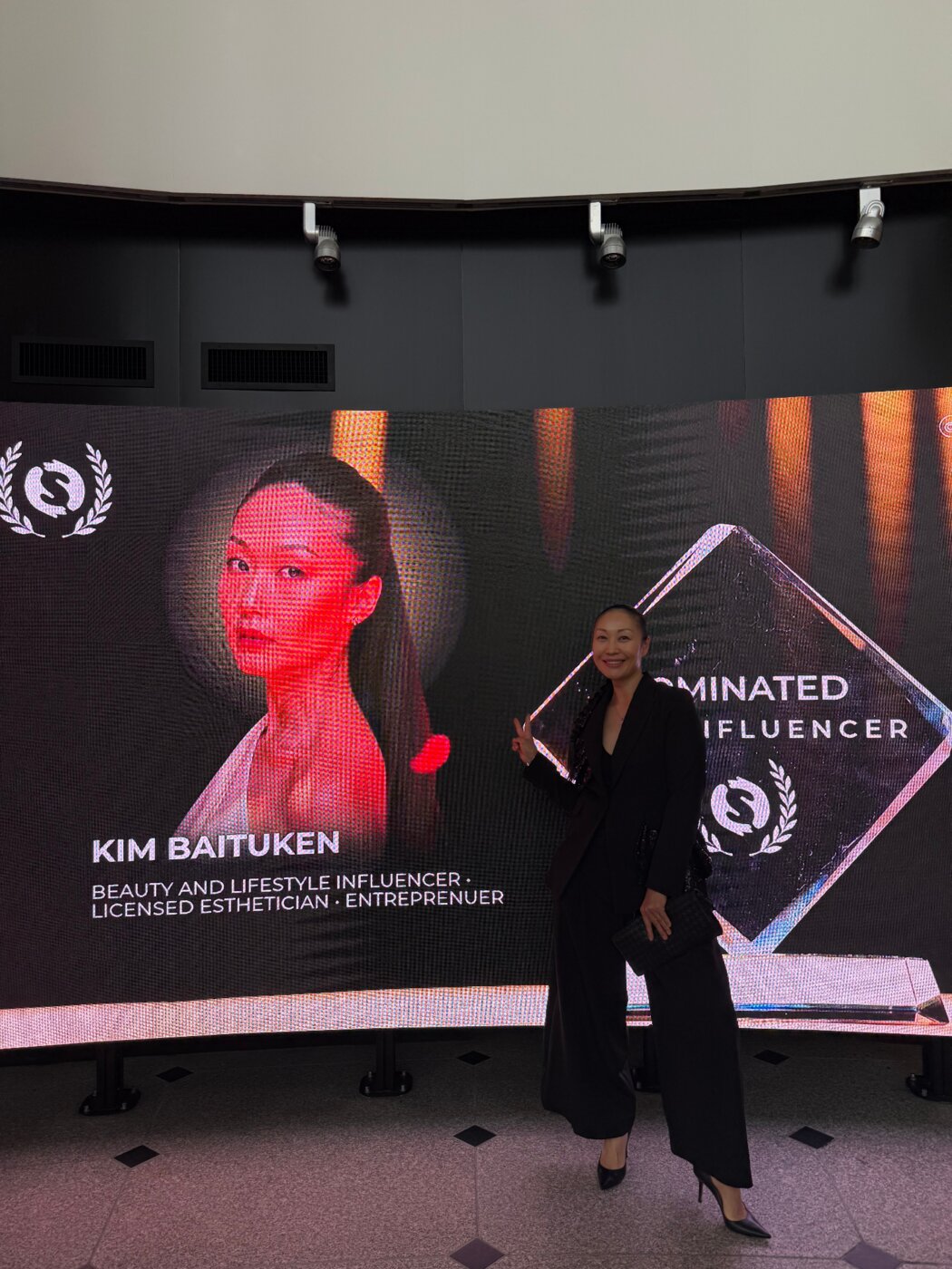 Kim Baituken is a Los Angeles-based beauty influencer, entrepreneur, and licensed esthetician, as well as founder of S.K.I.N by Kim and CEO of Best Take Media.