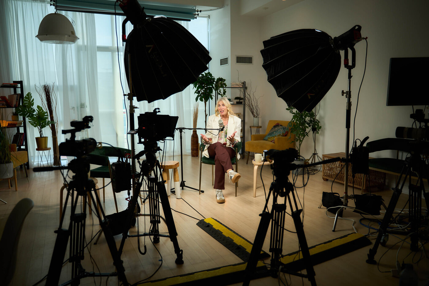 LVL Up Studio is a creative production space in Toronto designed for podcast recording, video production, photography, and digital content creation.