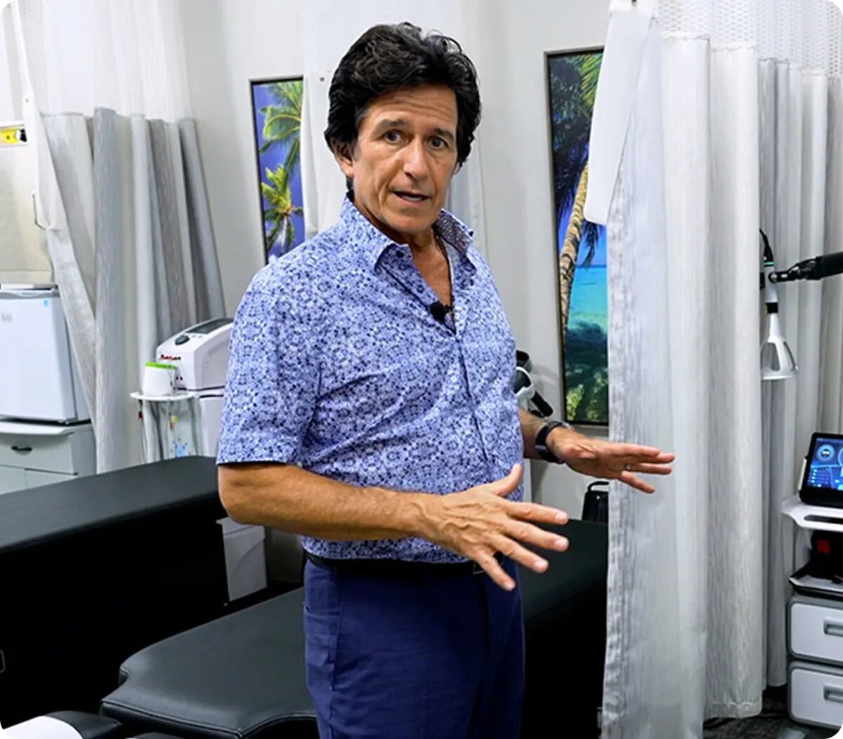 Novarè Injury Care and Rehab provides chiropractic treatment, spinal decompression therapy, rehabilitation services, and accident injury recovery programs for patients throughout Southwest Florida.