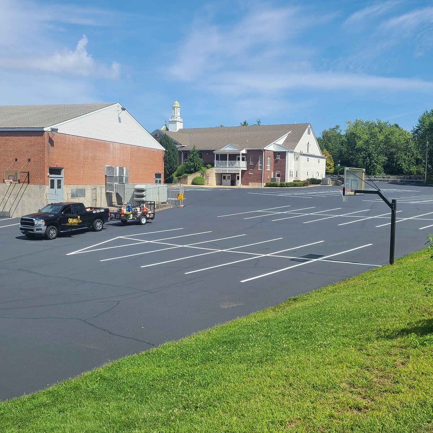 Quality Asphalt Sealcoating is a Warwick, Rhode Island-based asphalt maintenance company serving commercial and residential properties throughout the state.