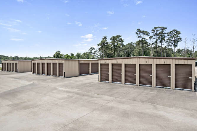 AAA Vault Storage is a self-storage facility serving residential and commercial customers throughout Orange County, Texas.