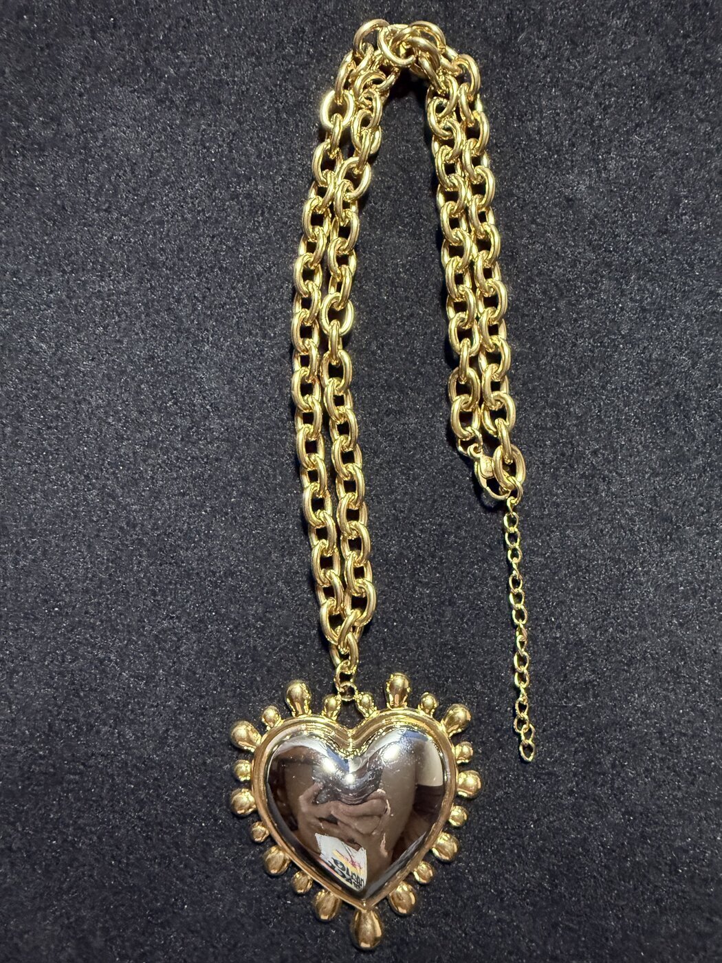 The Lucky Link Charm Bar specializes in curated, ready-to-wear statement jewelry pieces designed for everyday confidence and luxury.