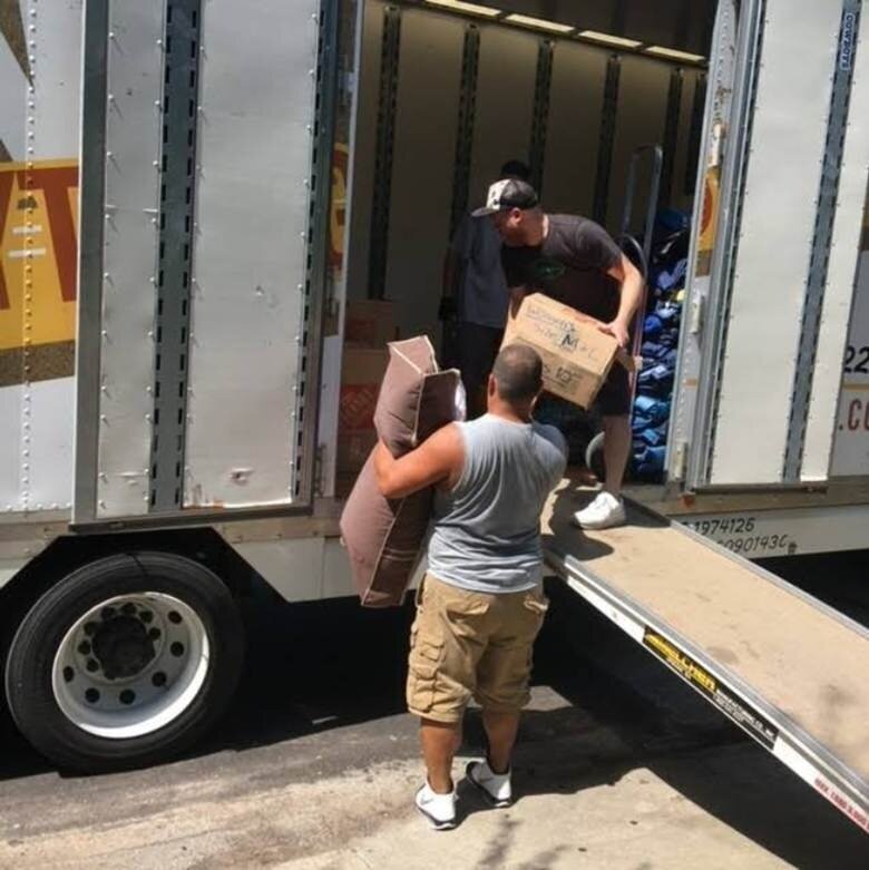 Anything Goes Moving is a locally owned moving company based in McKinney, Texas.