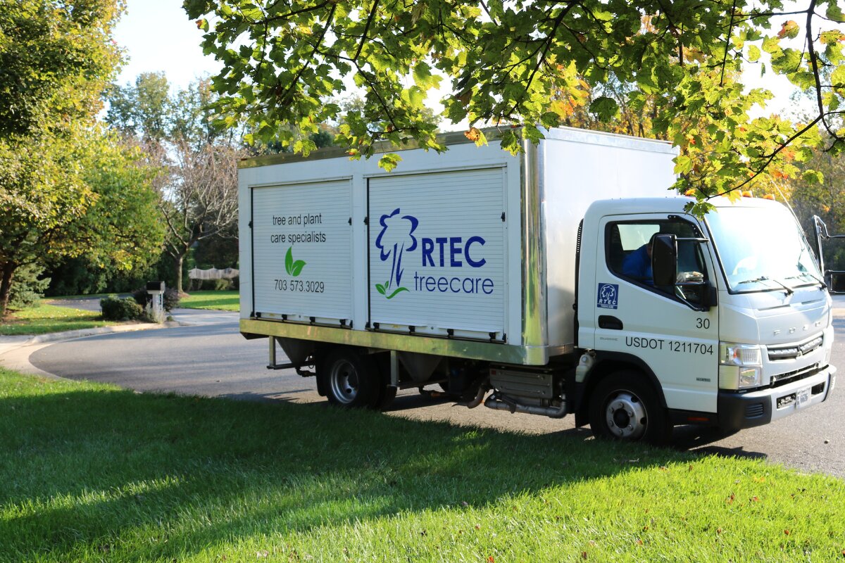 RTEC Treecare is a professional tree care company based in Falls Church, Virginia, serving Fairfax, Vienna, and the surrounding Northern Virginia region.