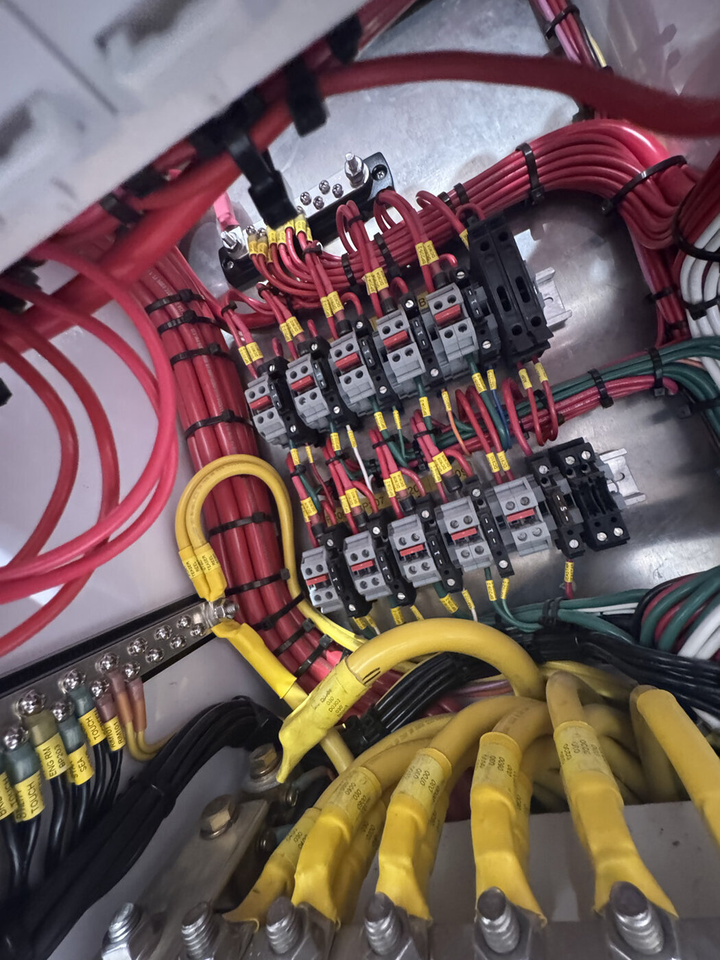 OHMS Marine is a marine electrical company headquartered in Stuart, Florida, serving The Treasure Coast and greater South Florida.