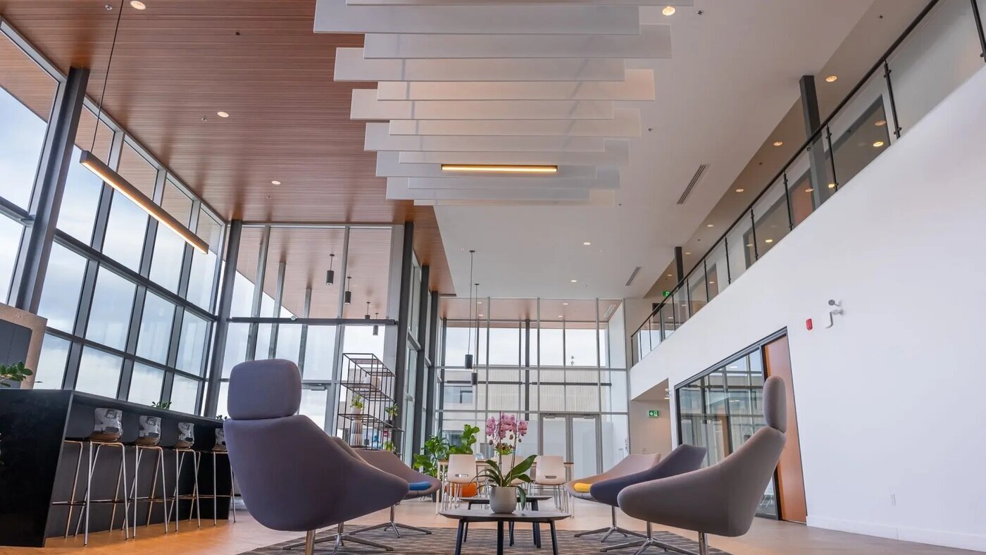 Founded in Montréal in 2009, Concept Illumination is a distributor of industrial, institutional, municipal, and commercial lighting solutions, offering a single point of contact from specification to the job site.