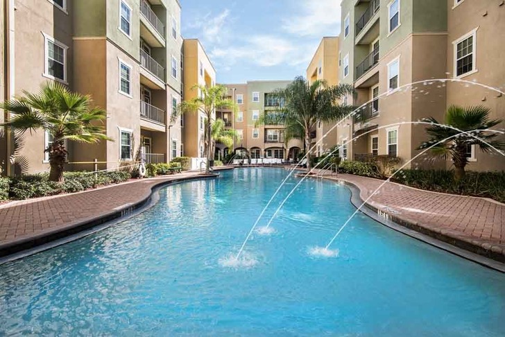 Vesper Holdings announces its acquisition of 4050 Lofts, a 772-bed student housing community located near the University of South Florida