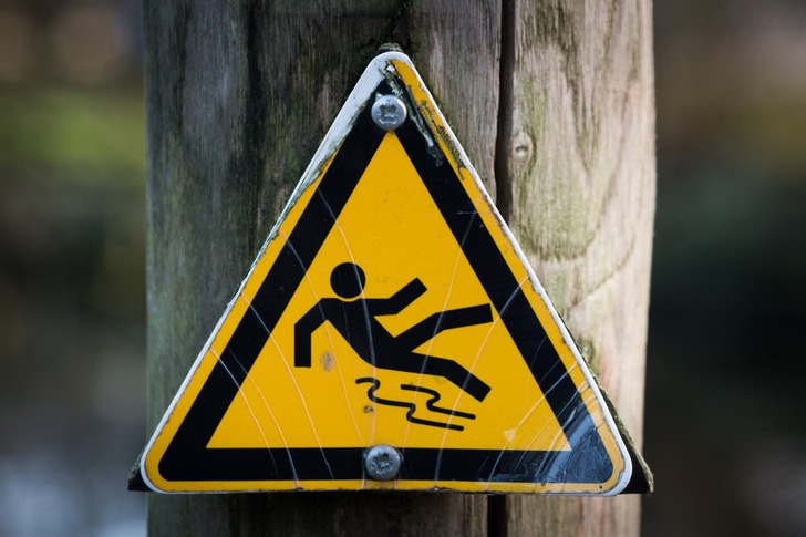 Slip and Fall Facts in Colorado - Hull and Zimmerman