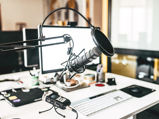 5 Reasons Why Lawyers Should Start a Podcast by Coworking Space Dallas Venture X Park Cities at Campbell Centre