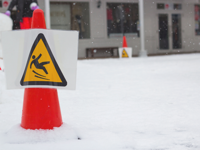 AVOIDING WINTER SLIP AND FALL ACCIDENTS IN NEW YORK CITY