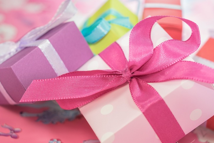  Amazing And Thoughtful Birthday Gifts For Your Mother This Year