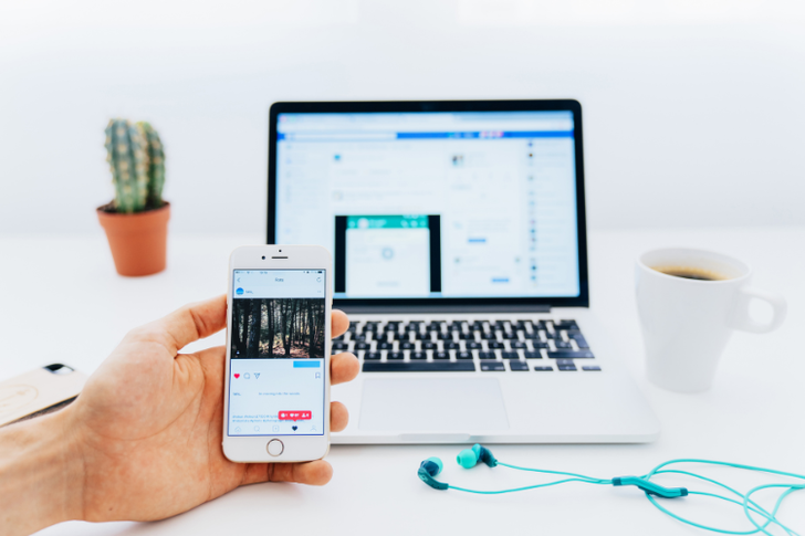 TikTok Channel @entrepreneur_society Demonstrates How She Repurposes Instagram Captions to Create Blogs