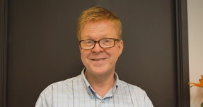 How to Make Your Hair System Look Natural? Dallas Hair Replacement Experts, Folicure, Share Tips.