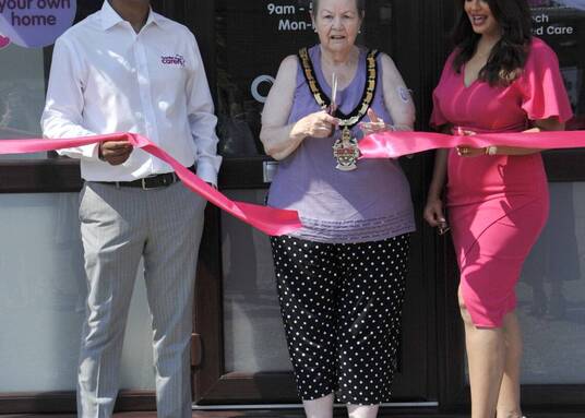 Official Opening of Guardian Angel Carers Reading Marked by Mayor's Visit