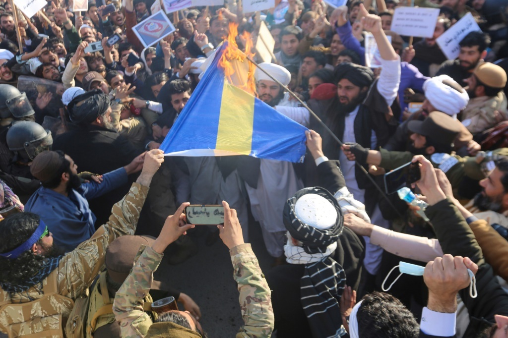 sweden-police-grant-permit-for-koran-burning-protest-outside-mosque